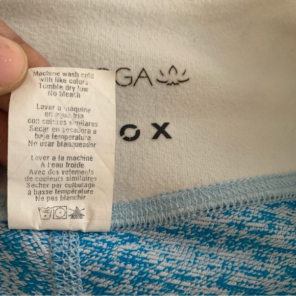 Beyond Yoga x Equinox women’s cropped leggings blue white size Medium - Picture 8 of 10